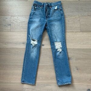 Madewell size 26 Distressed Blue Jeans